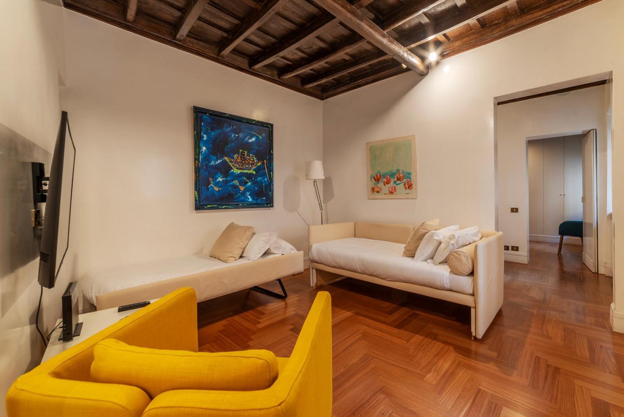 Apartment Frezza 39b - Fromehometorome Rom